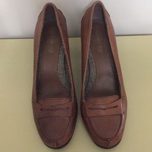Women’s High Heel Penny Loafers Size  10